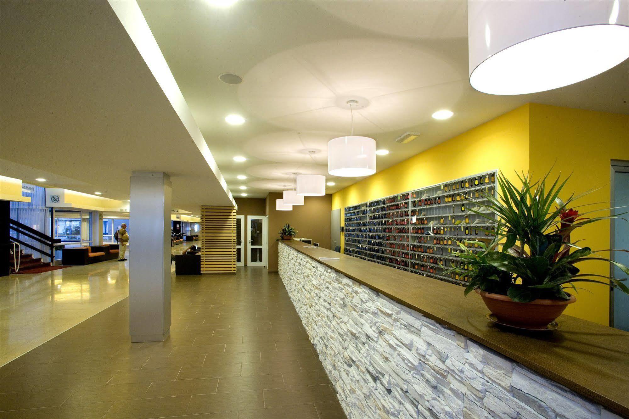 Hotel Delfin Plava Laguna Mugeba Esterno foto
